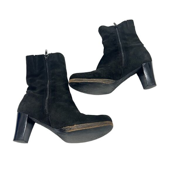 La Canadienne black suede zipped calf length boots size 6.5 M - Picture 1 of 10